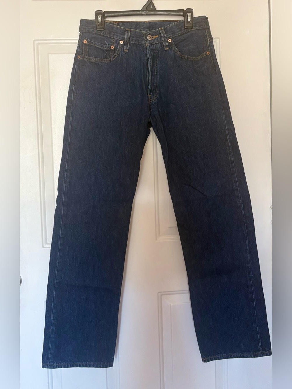 Levi 501 Blue Jeans Like New Men’s size 33” x 32”